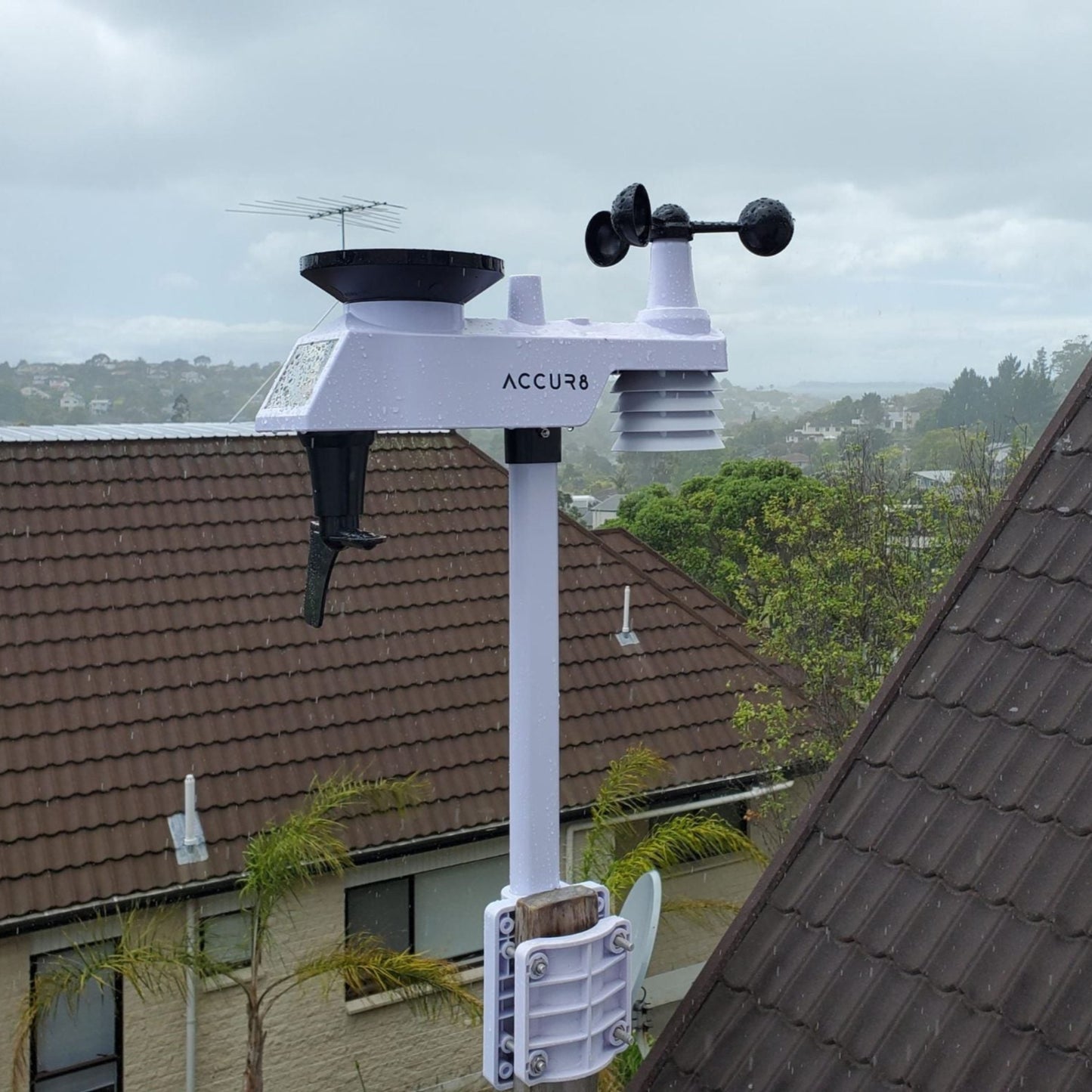 A8 outdoor sensor suite on wet Auckland day